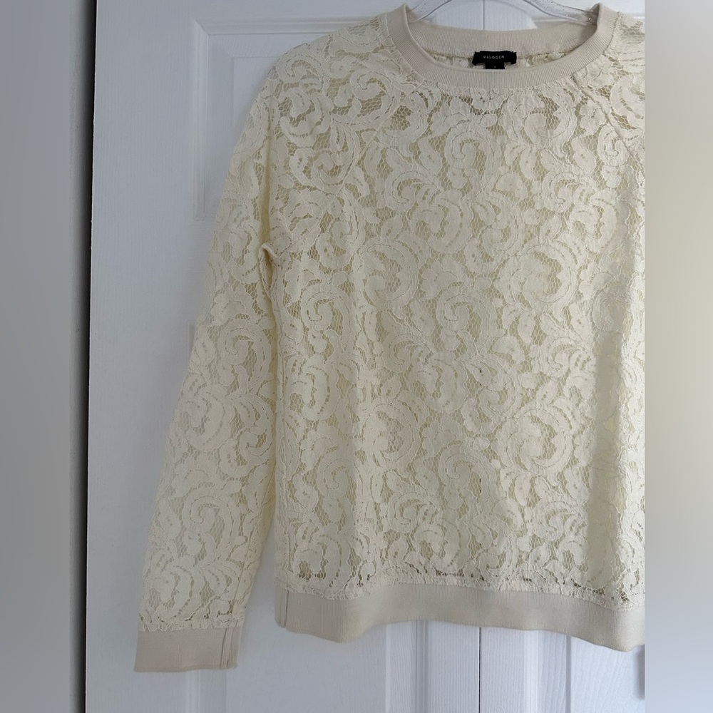 Halogen Lace Top - Picture 2 of 9